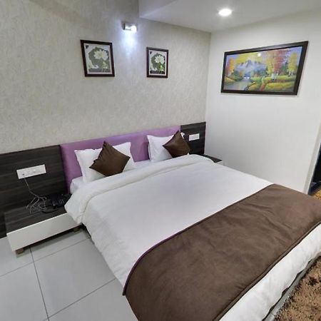 Hotel Best Velly Gandhinagar Eksteriør bilde